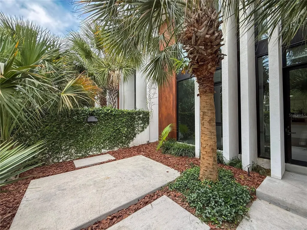 154 2nd Street SW Winter Haven FL 33880
