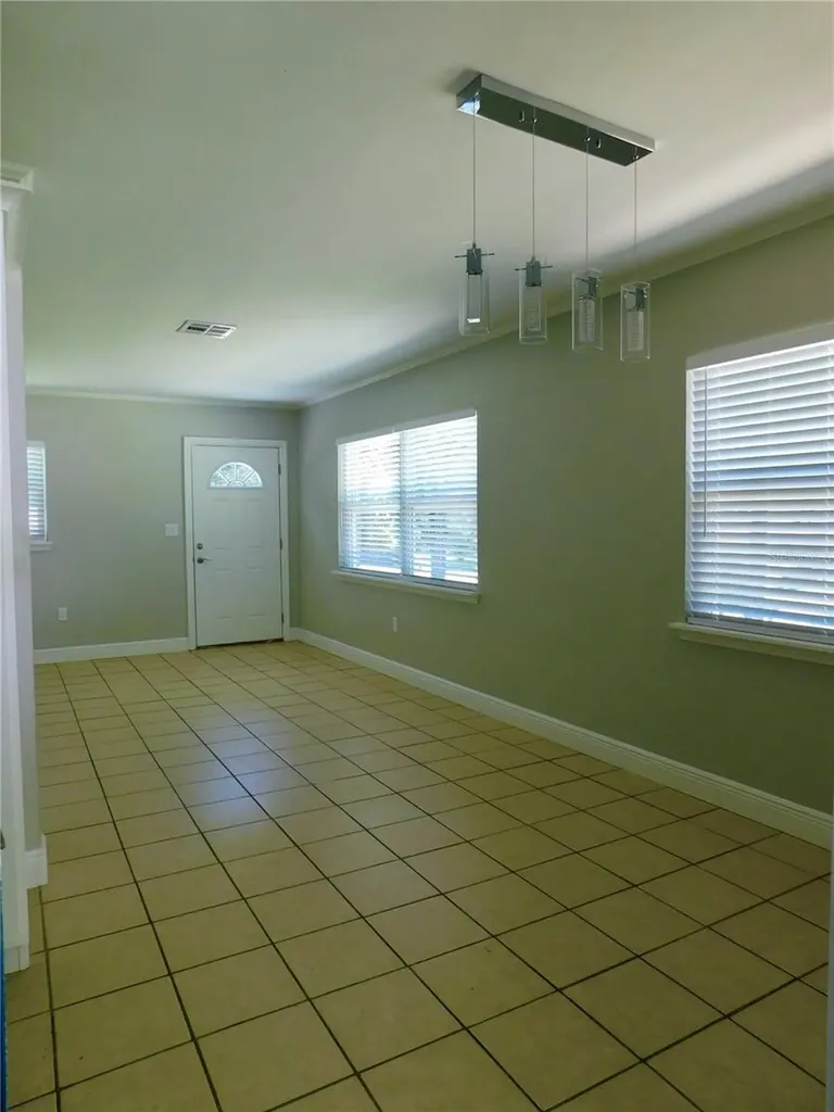 921 NE 13th Avenue Ocala FL 34470