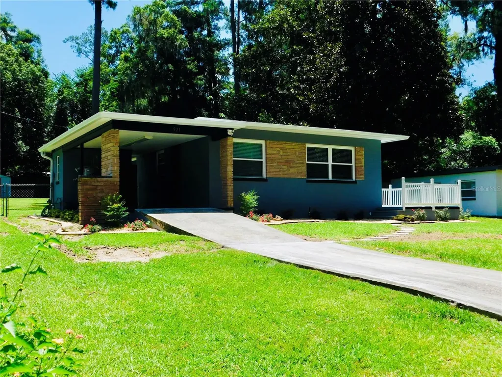 921 NE 13th Avenue Ocala FL 34470