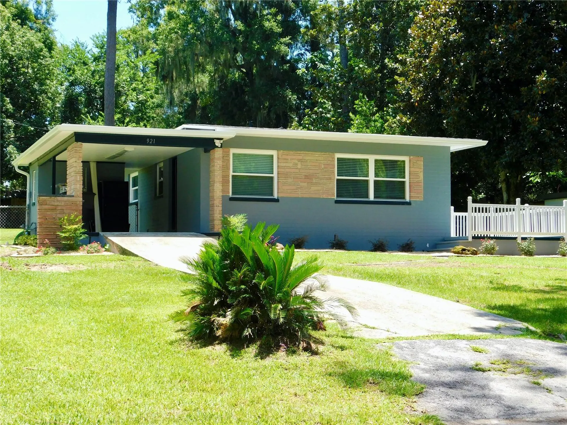 921 NE 13th Avenue Ocala FL 34470