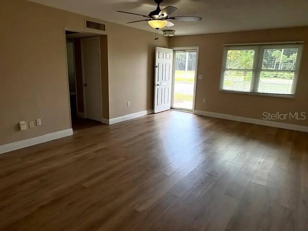 1005 Rickenbacker Drive Sun City Center FL 33573