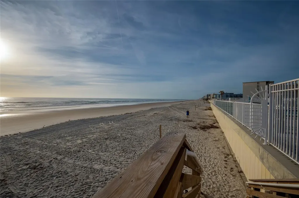 935 S Atlantic Avenue Daytona Beach FL 32118