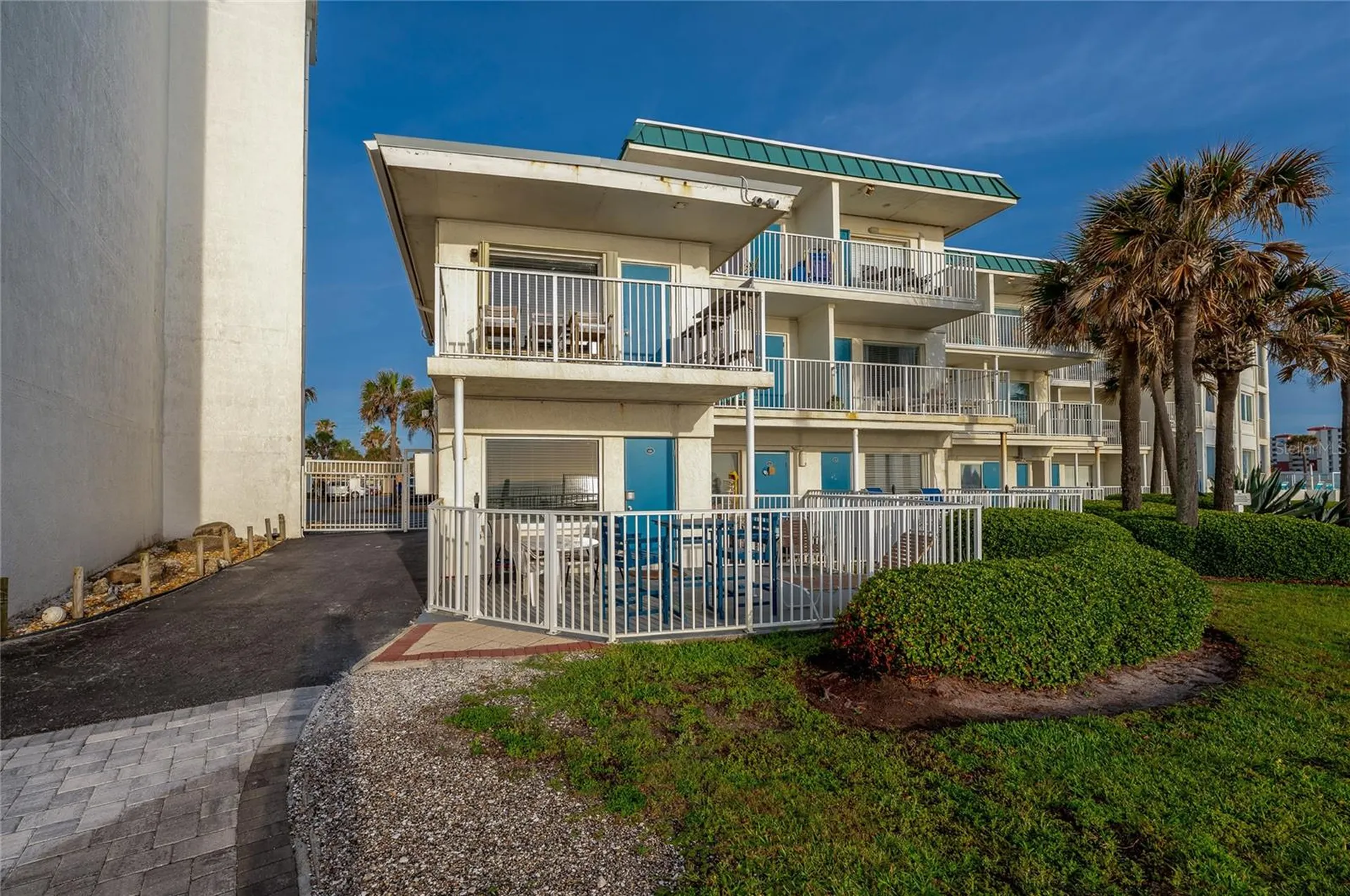935 S Atlantic Avenue Daytona Beach FL 32118
