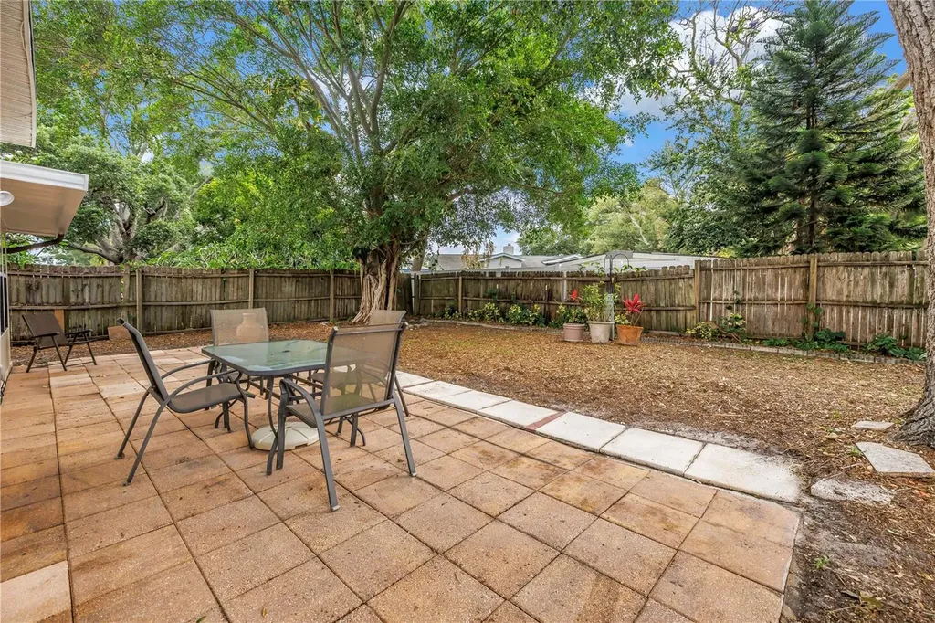 9579 Golden Grove Street Seminole FL 33772