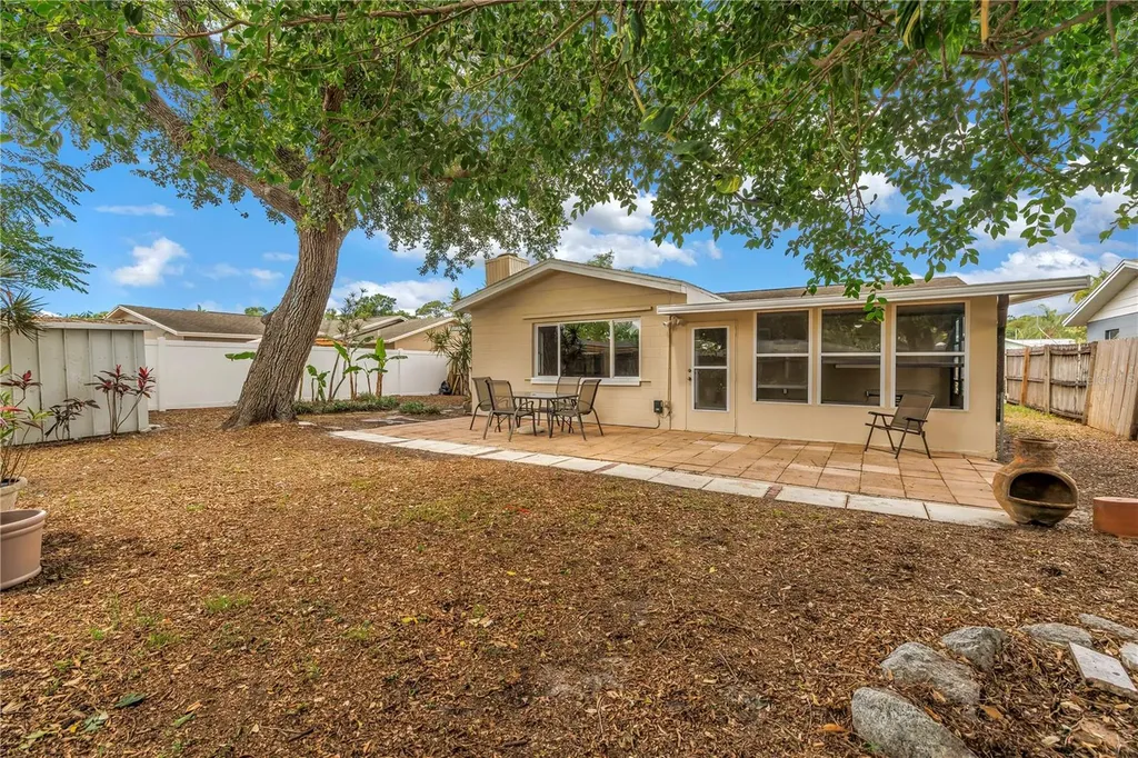 9579 Golden Grove Street Seminole FL 33772