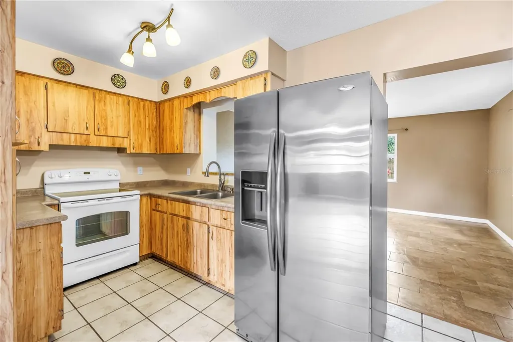 9579 Golden Grove Street Seminole FL 33772
