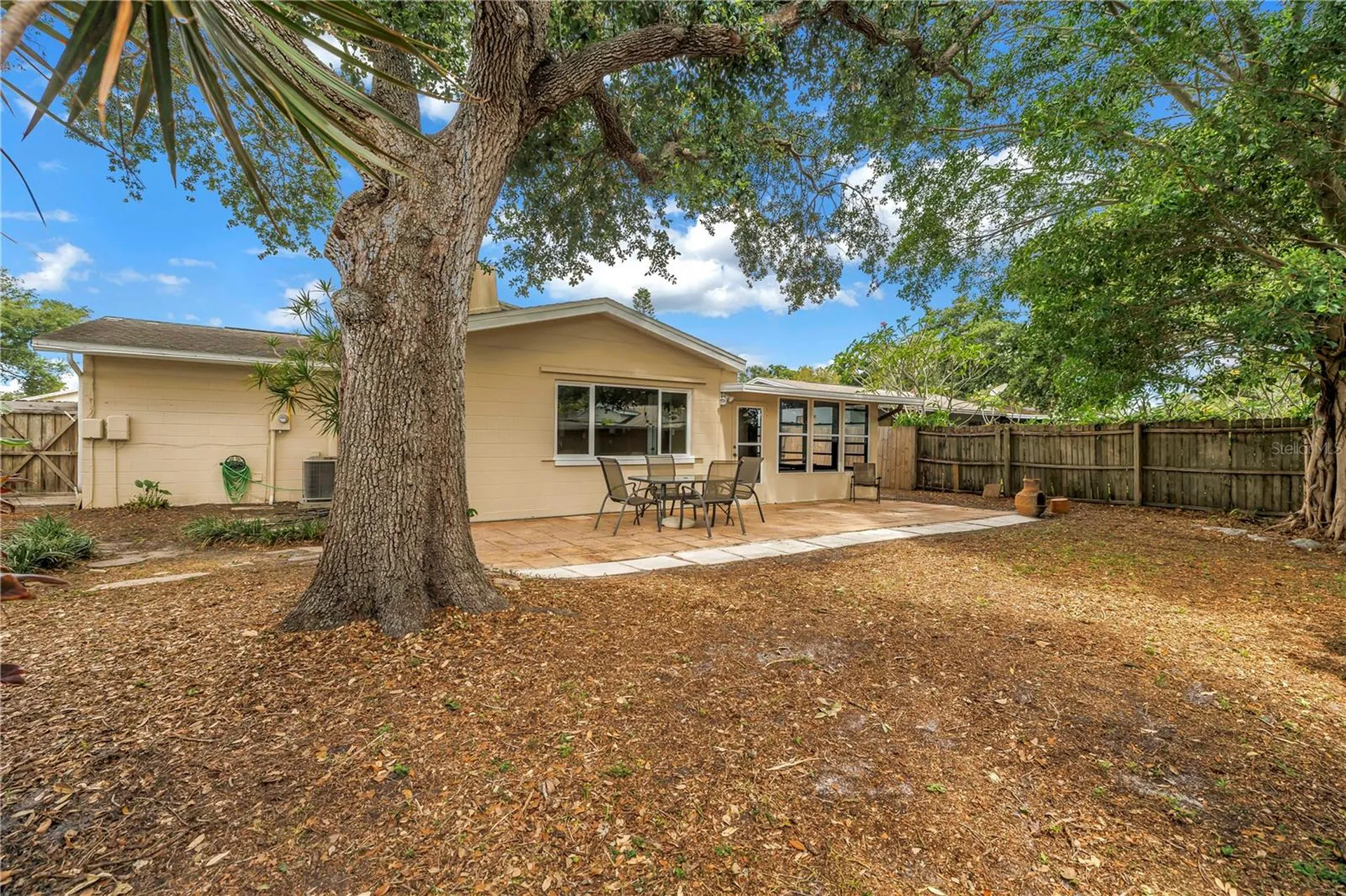 9579 Golden Grove Street Seminole FL 33772