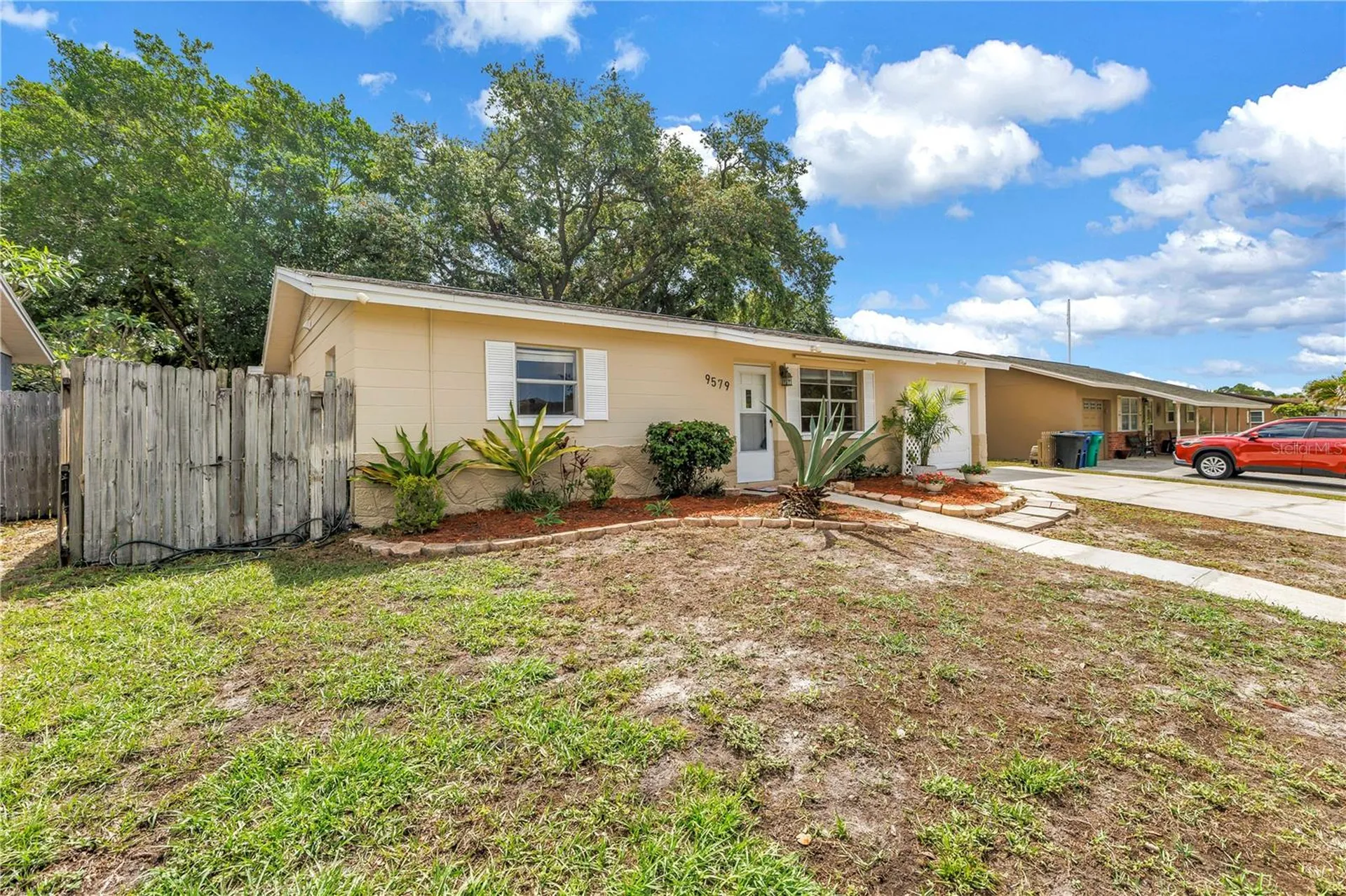 9579 Golden Grove Street Seminole FL 33772