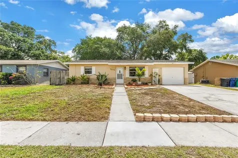9579 Golden Grove Street Seminole FL 33772