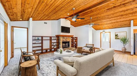 1106 136th Street E Bradenton FL 34212