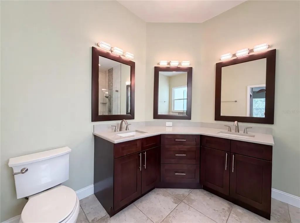 7841 Kavanagh Court Sarasota FL 34240