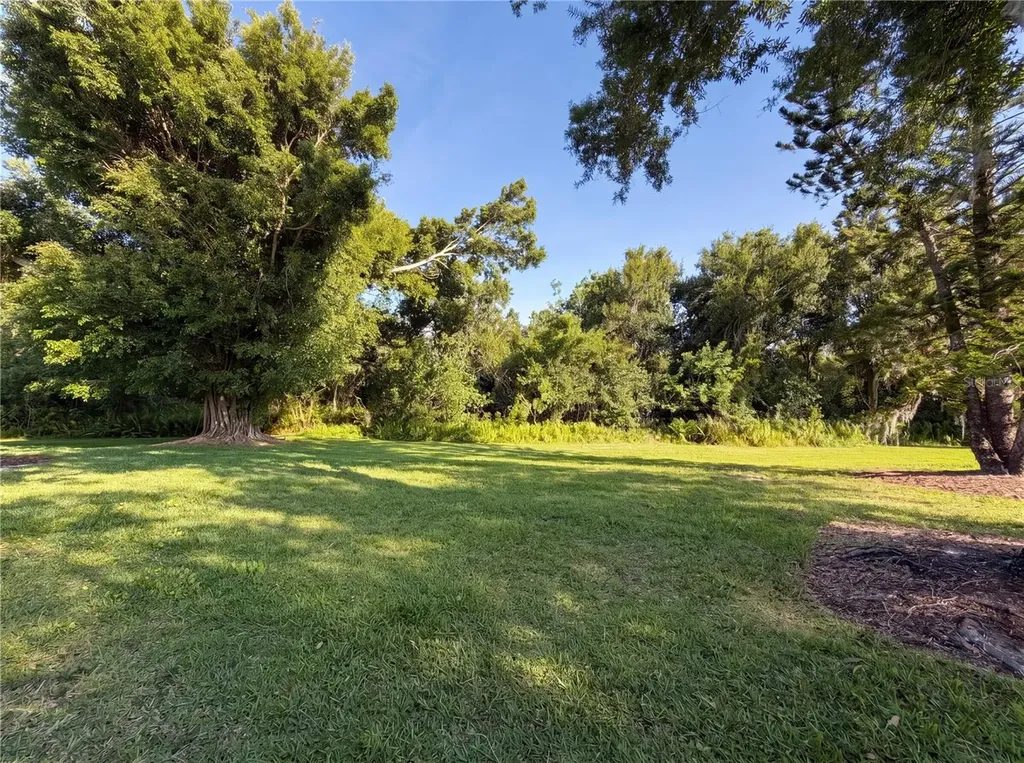7841 Kavanagh Court Sarasota FL 34240