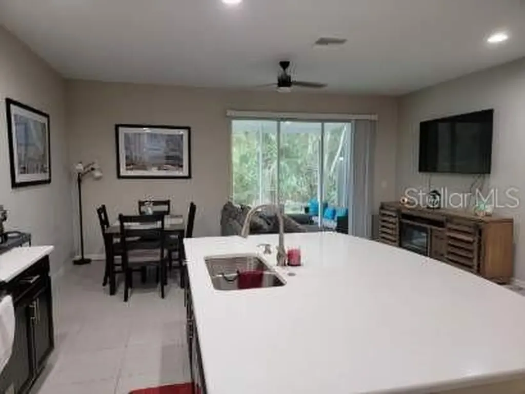 10549 Oakside Drive Palmetto FL 34221