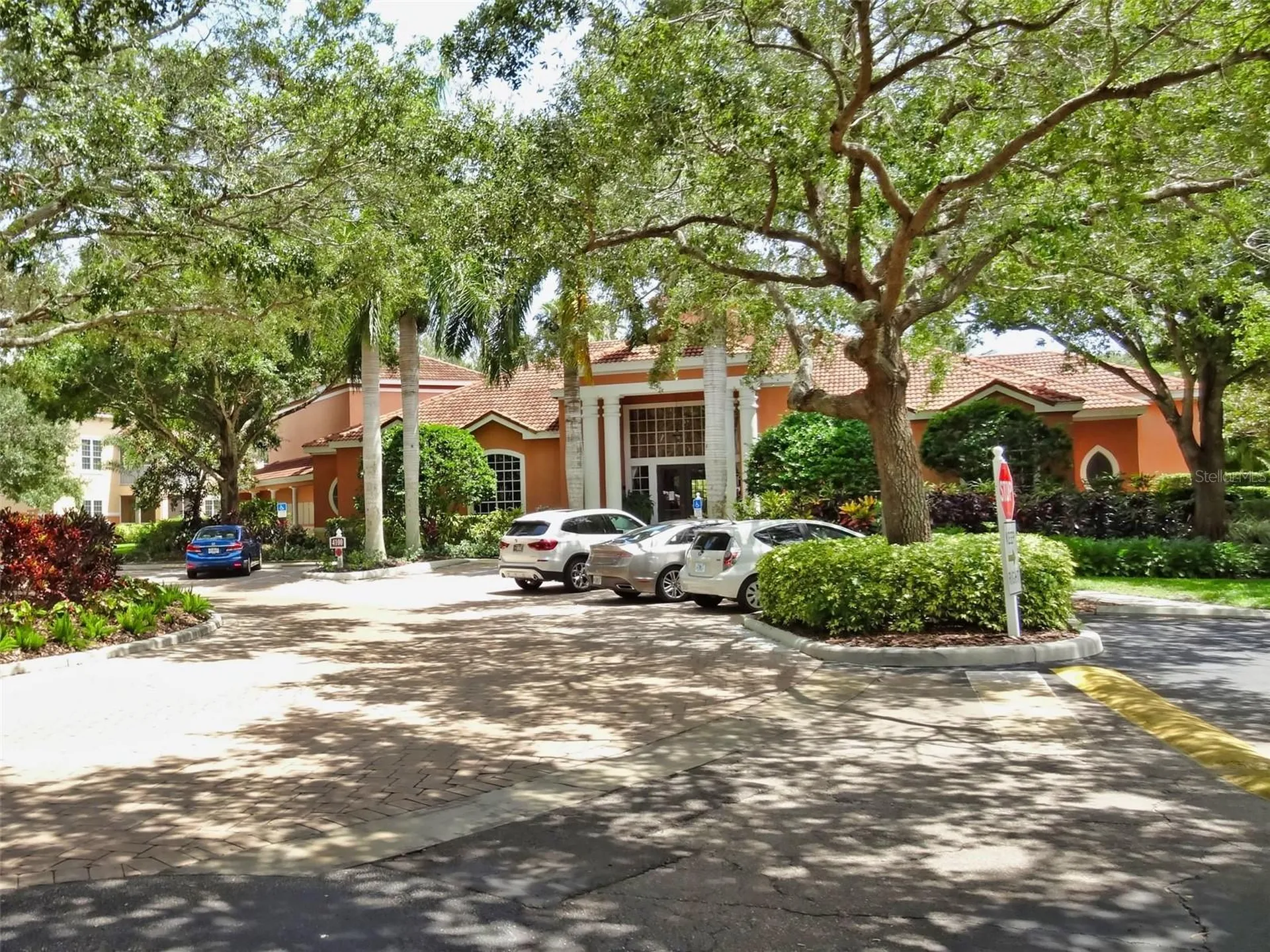 4114 Central Sarasota Parkway Sarasota FL 34238