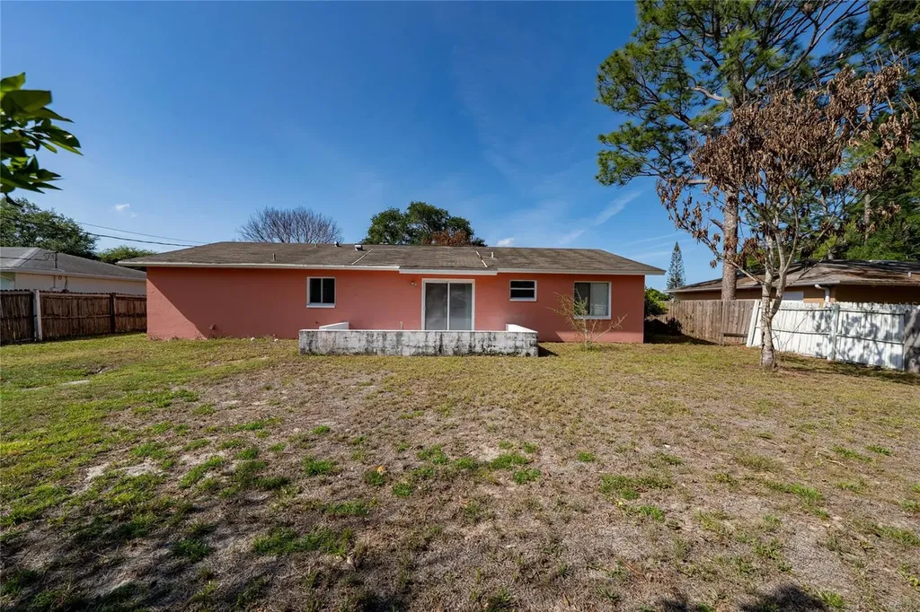 660 Fernandina Street NW Palm Bay FL 32907