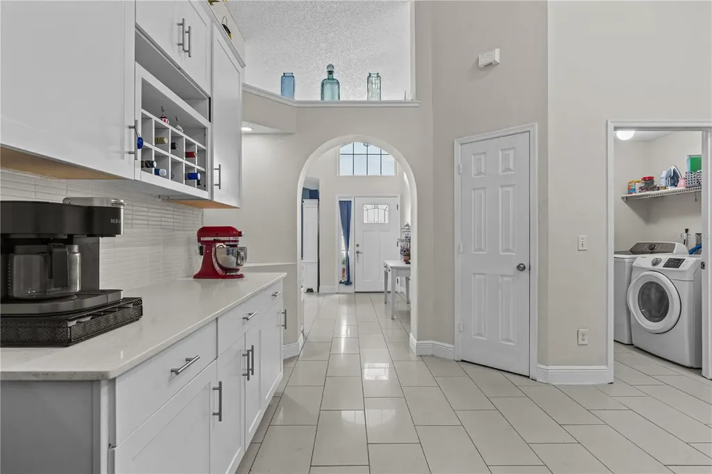 2490 Shelby Circle Kissimmee FL 34743