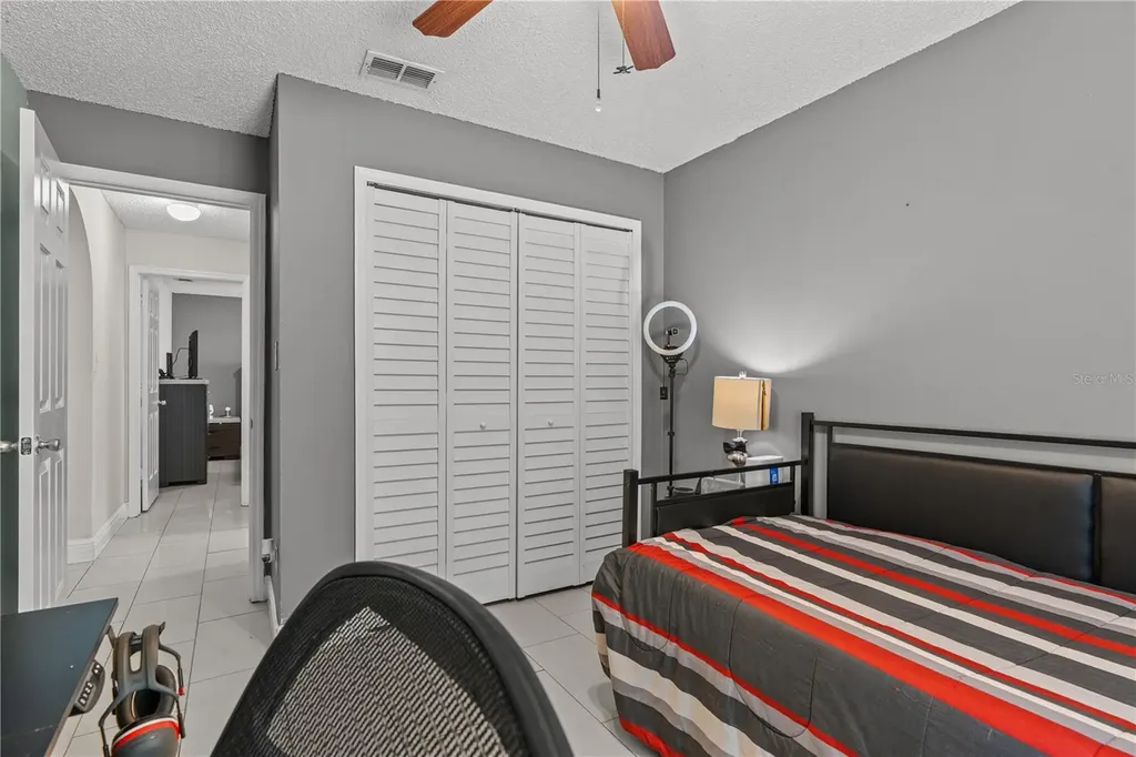 2490 Shelby Circle Kissimmee FL 34743
