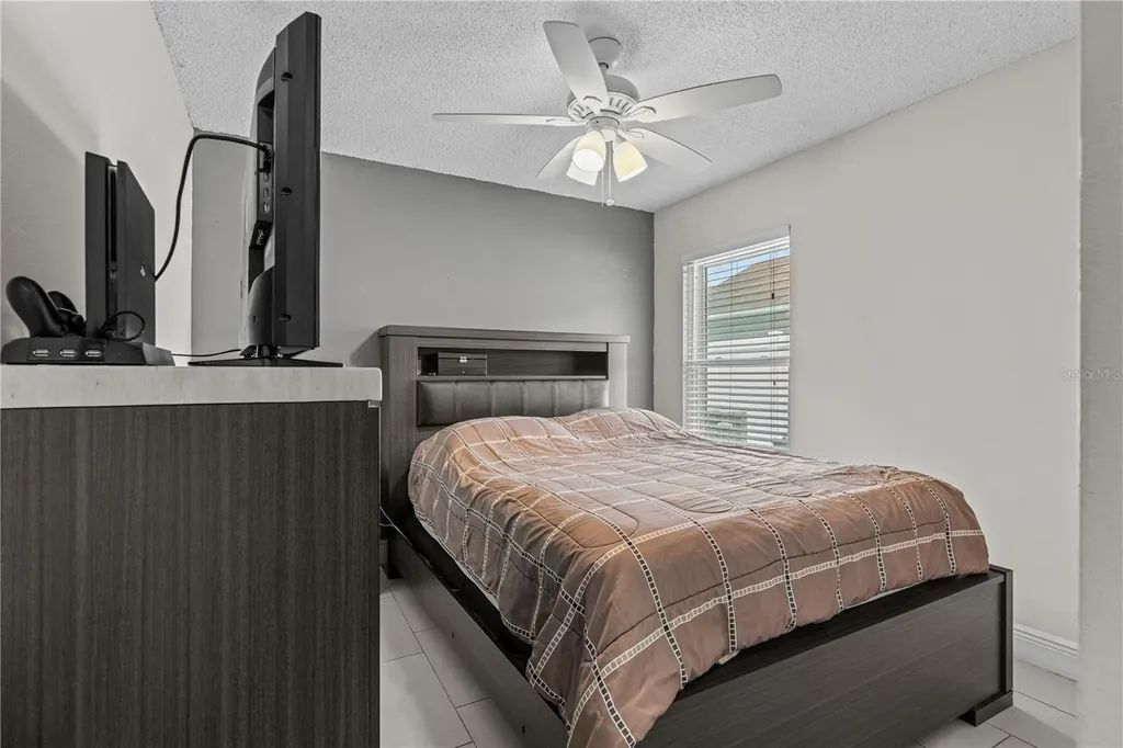 2490 Shelby Circle Kissimmee FL 34743