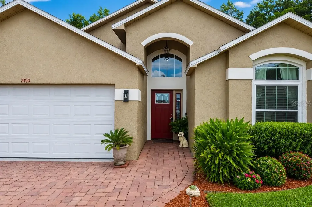 2490 Shelby Circle Kissimmee FL 34743