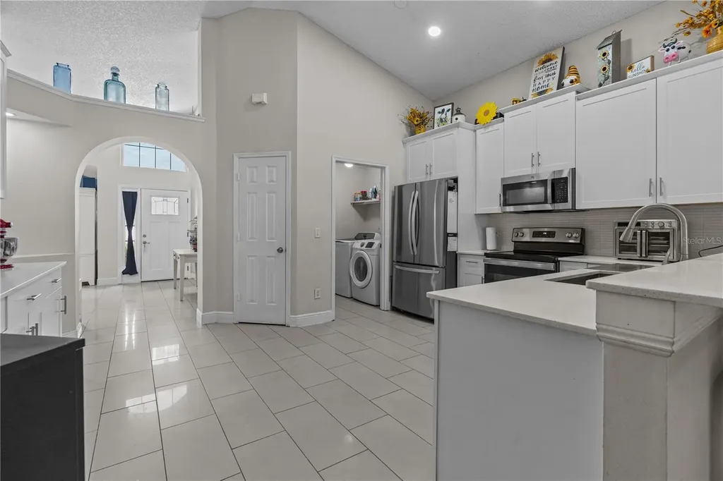 2490 Shelby Circle Kissimmee FL 34743
