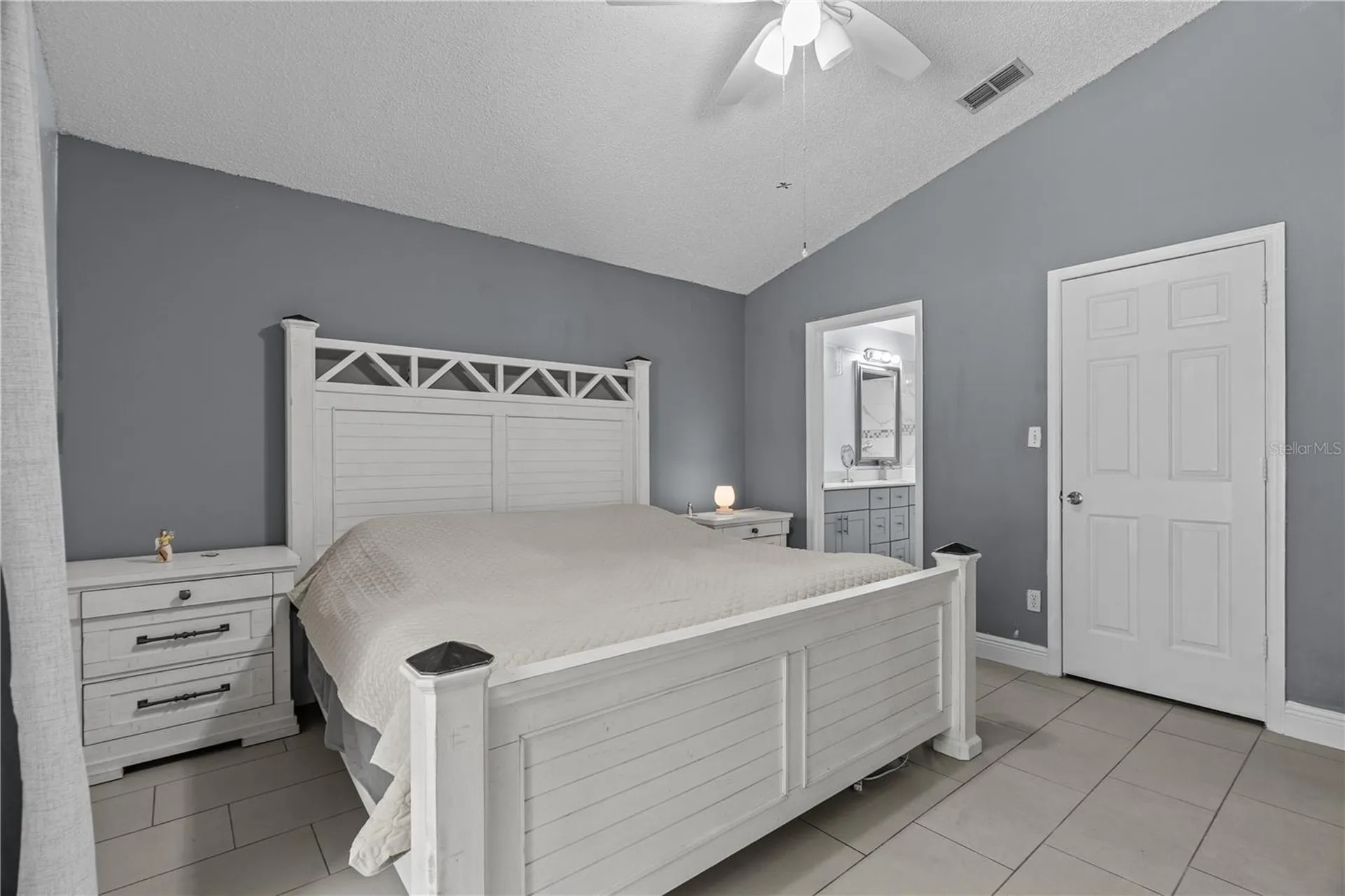 2490 Shelby Circle Kissimmee FL 34743
