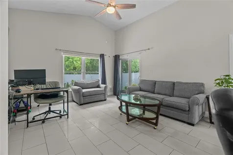 2490 Shelby Circle Kissimmee FL 34743