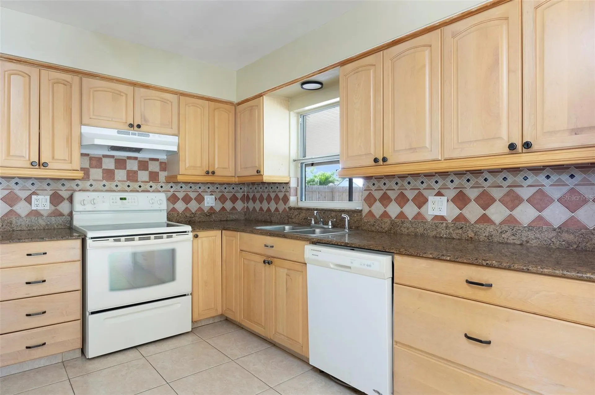 4218 24th Avenue N St Petersburg FL 33713