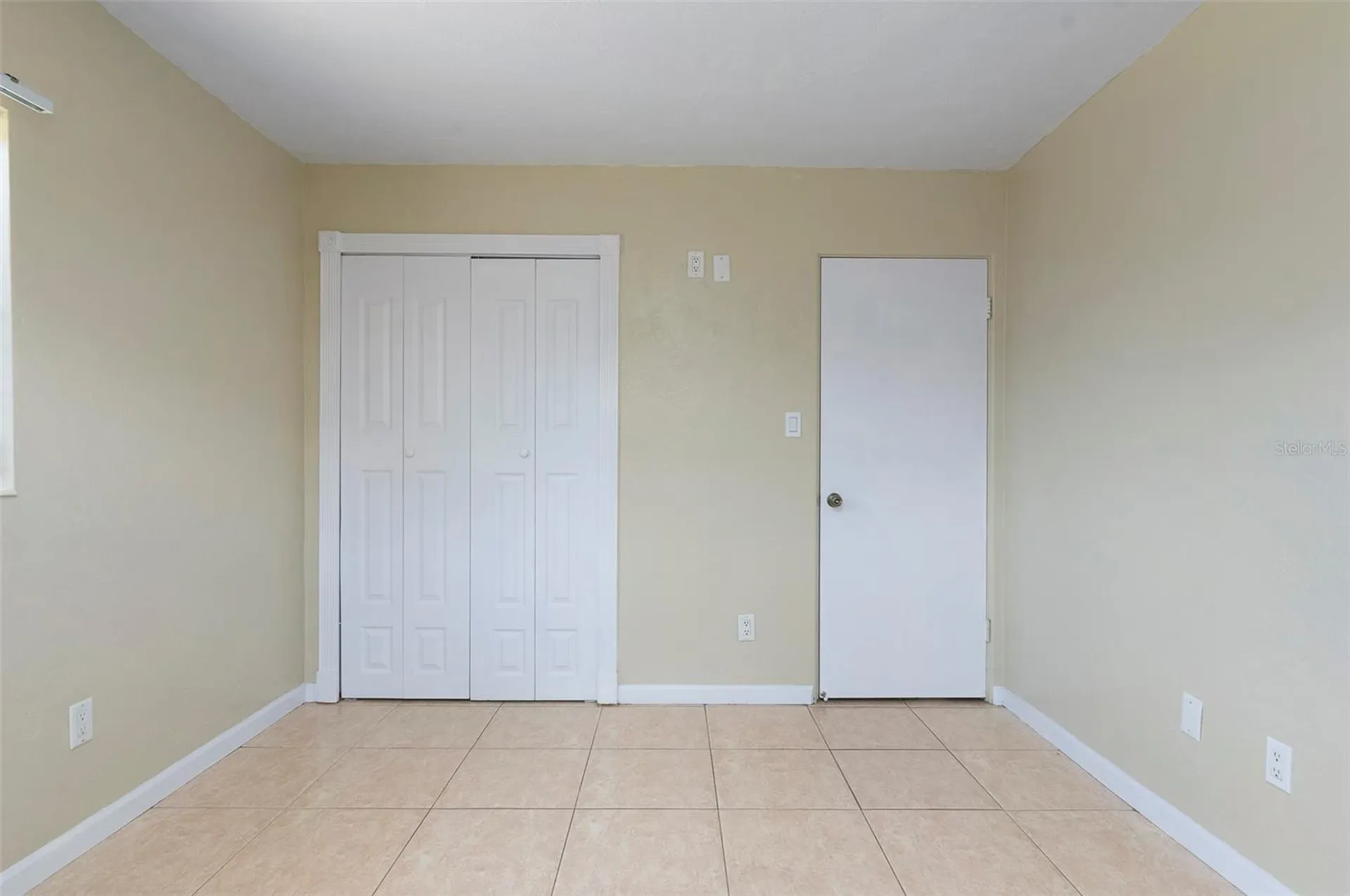 4218 24th Avenue N St Petersburg FL 33713
