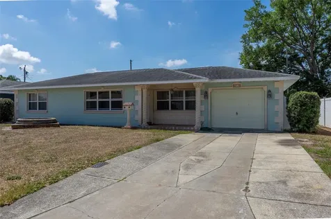 4218 24th Avenue N St Petersburg FL 33713