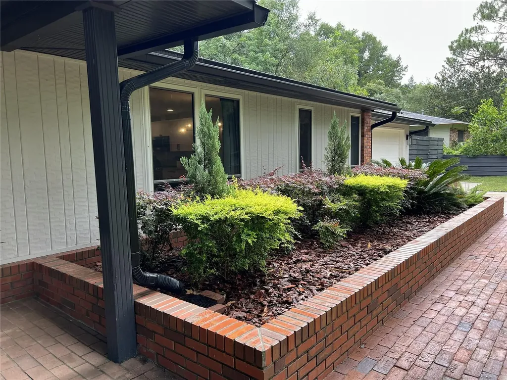 3745 SW 6th Place Gainesville FL 32607