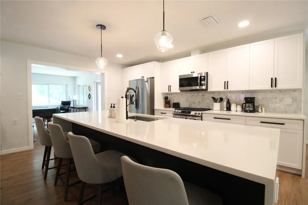 3745 SW 6th Place Gainesville FL 32607
