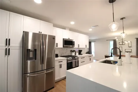 3745 SW 6th Place Gainesville FL 32607