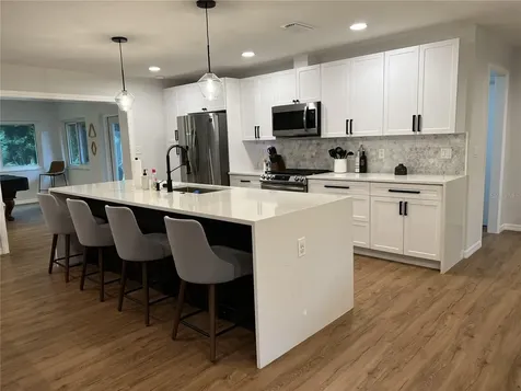 3745 SW 6th Place Gainesville FL 32607