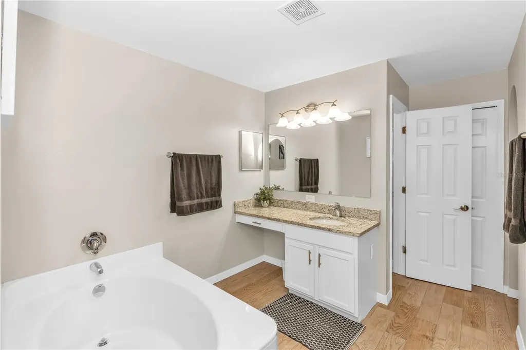 1874 Corner Meadow Circle Orlando FL 32820