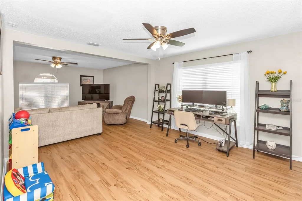 1874 Corner Meadow Circle Orlando FL 32820