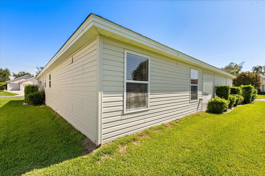 2467 Ambler Circle The Villages FL 32162