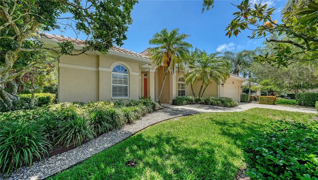 4956 Sabal Lake Circle Sarasota FL 34238