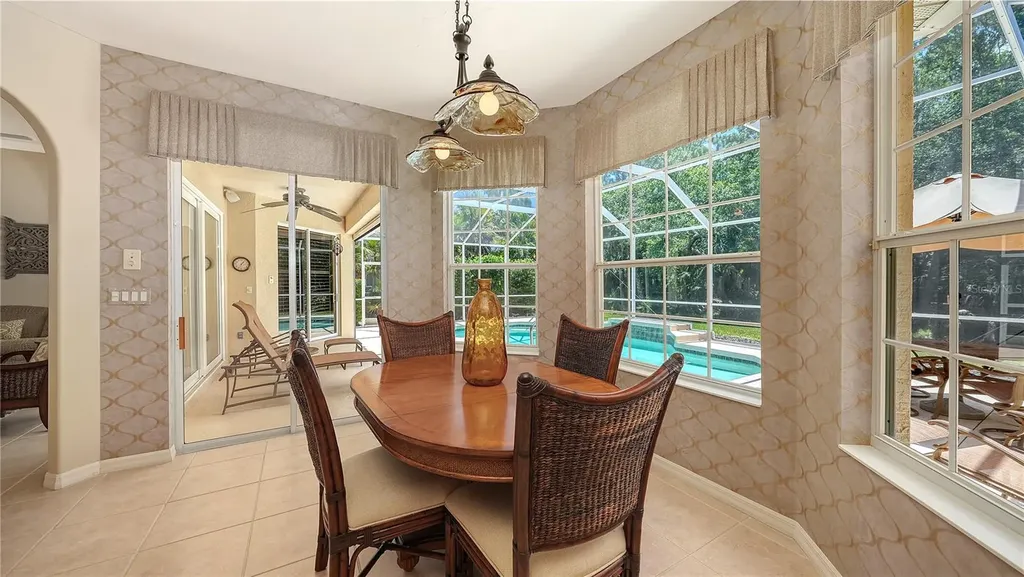 4956 Sabal Lake Circle Sarasota FL 34238