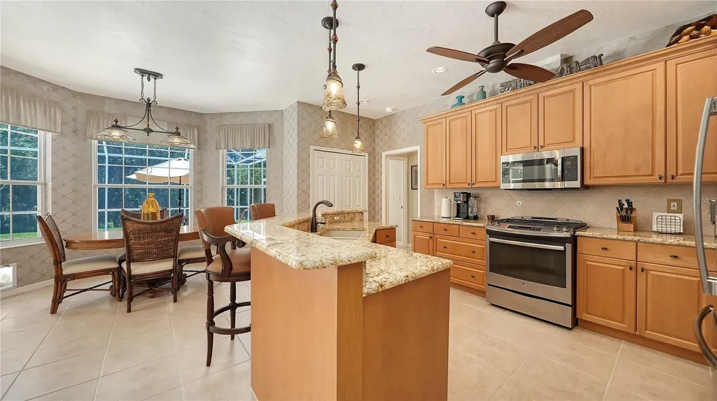 4956 Sabal Lake Circle Sarasota FL 34238
