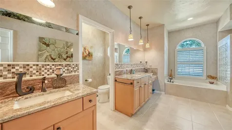 4956 Sabal Lake Circle Sarasota FL 34238