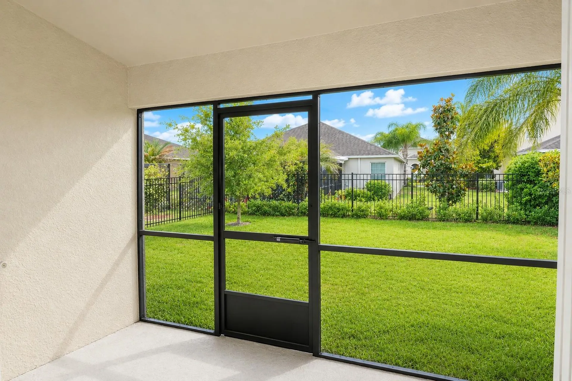 2172 Lake Side Avenue Davenport FL 33837