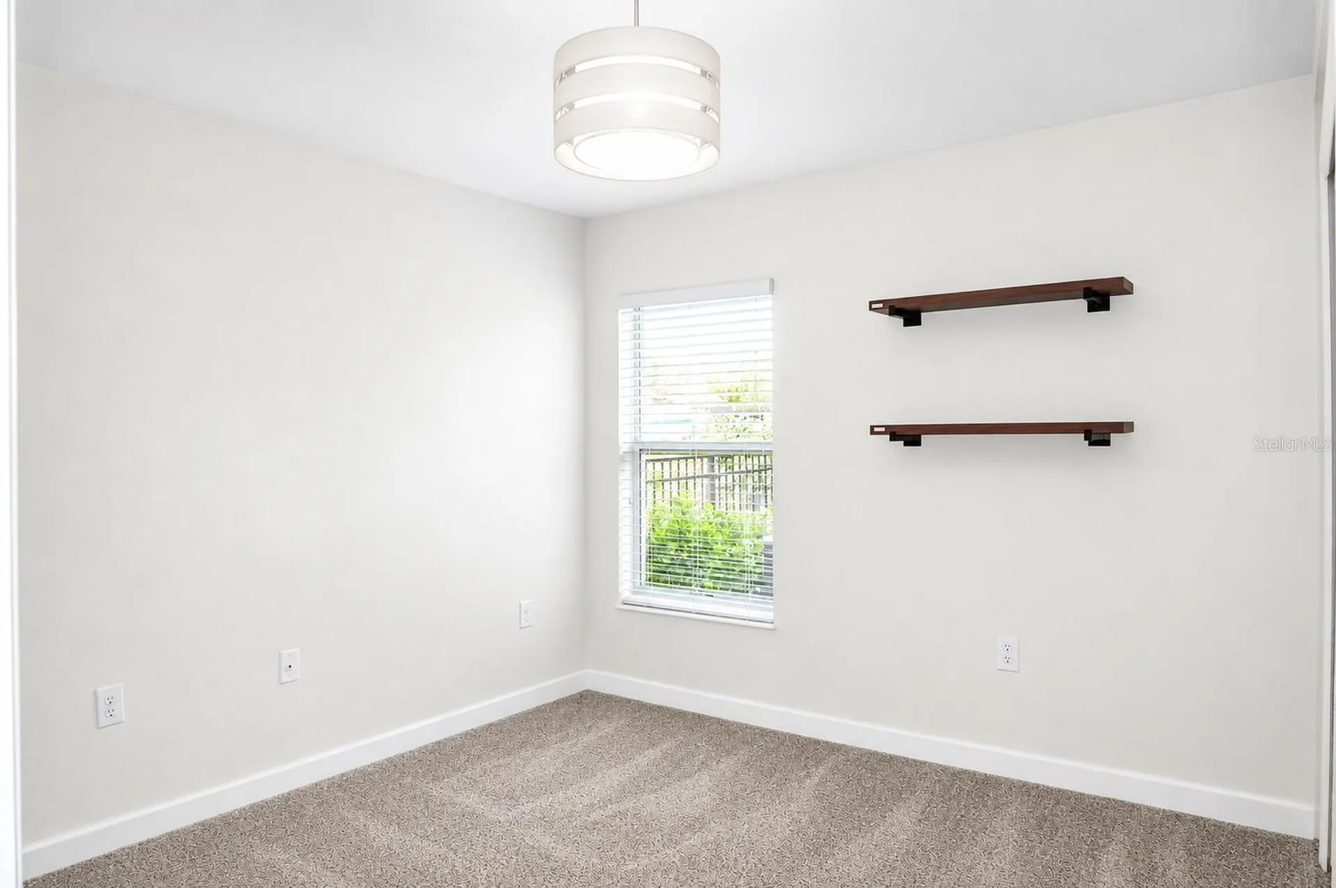 2172 Lake Side Avenue Davenport FL 33837