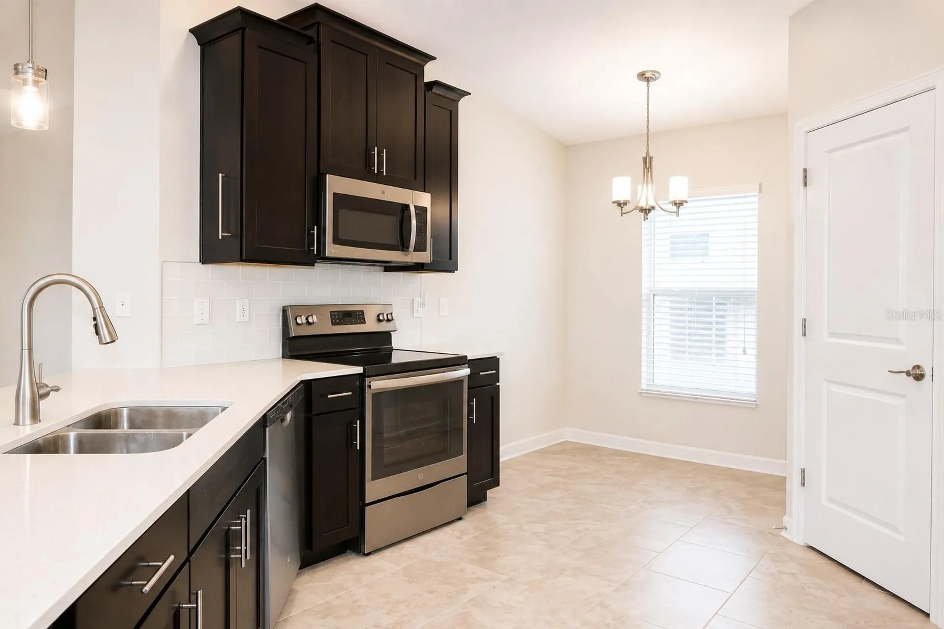 2172 Lake Side Avenue Davenport FL 33837