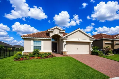 2172 Lake Side Avenue Davenport FL 33837