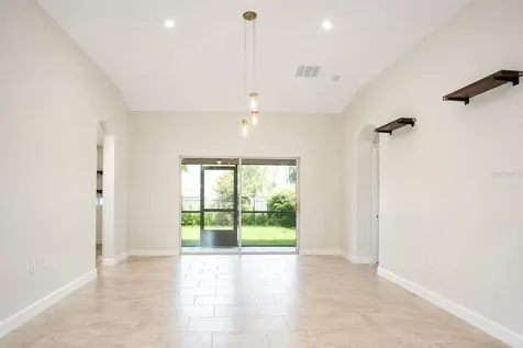 2172 Lake Side Avenue Davenport FL 33837