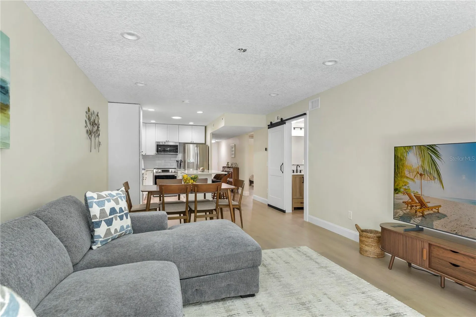 894 Jonathan Way Altamonte Springs FL 32701