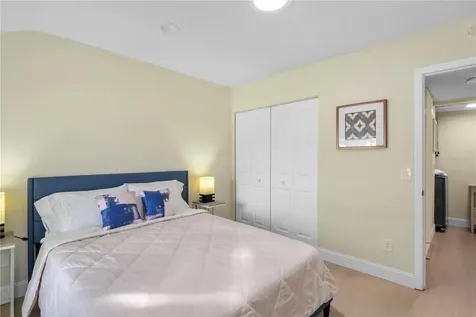 894 Jonathan Way Altamonte Springs FL 32701
