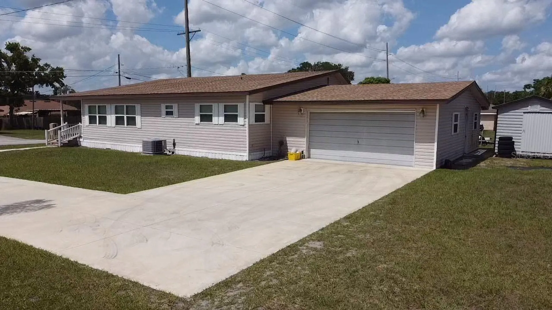 706 SE 3rd Street Mulberry FL 33860