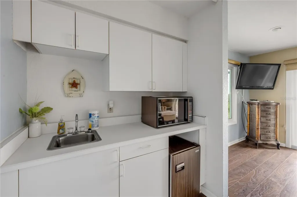 1707 Beacon Street New Smyrna Beach FL 32169