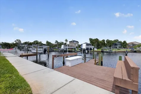 6236 Bayside Drive New Port Richey FL 34652
